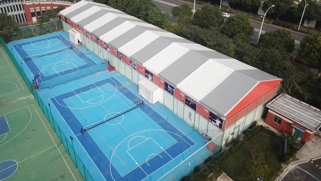 أين يجب بناء صالة رياضية للخيمة؟ - إيجابيات وسلبيات 7 خيارات للموقع