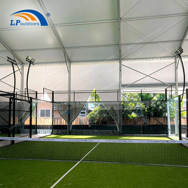 خيمة Padel Court لجميع الأحوال الجوية | حاويات رياضية معيارية ومتينة